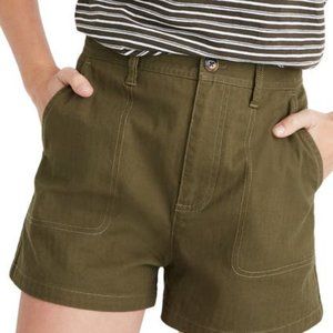 Madewell High Rise Cotton Camp Shorts in Kale